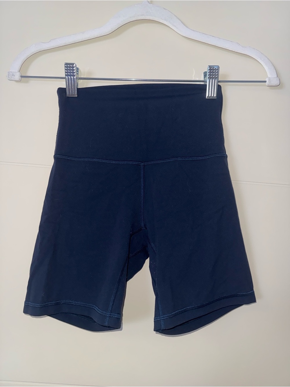 lululemon athletica Navy 6” Align High-Rise Shorts
